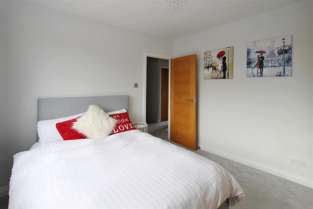 9017215-102233-133833113542573302-1fdc60a7-dff2-c1