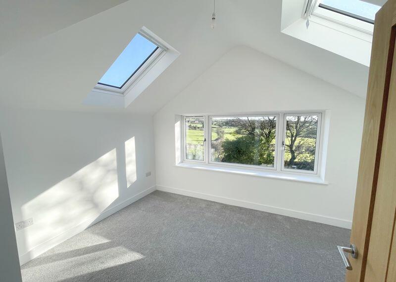 First Floor Double Bedroom (Rear)