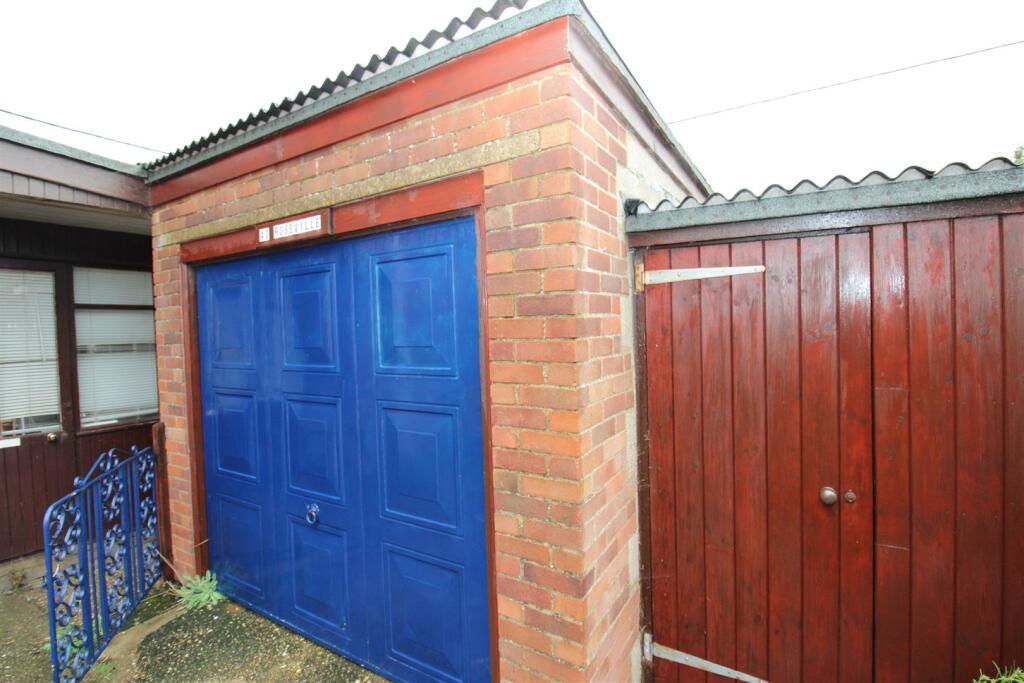 Single Garage
