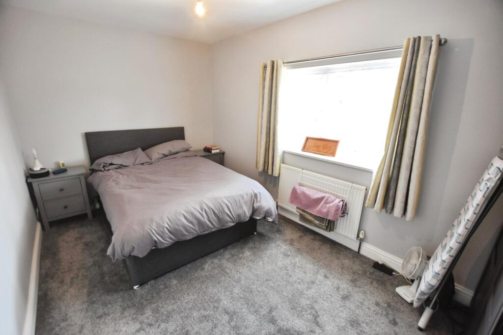 pbox-bedroom-326597.jpg