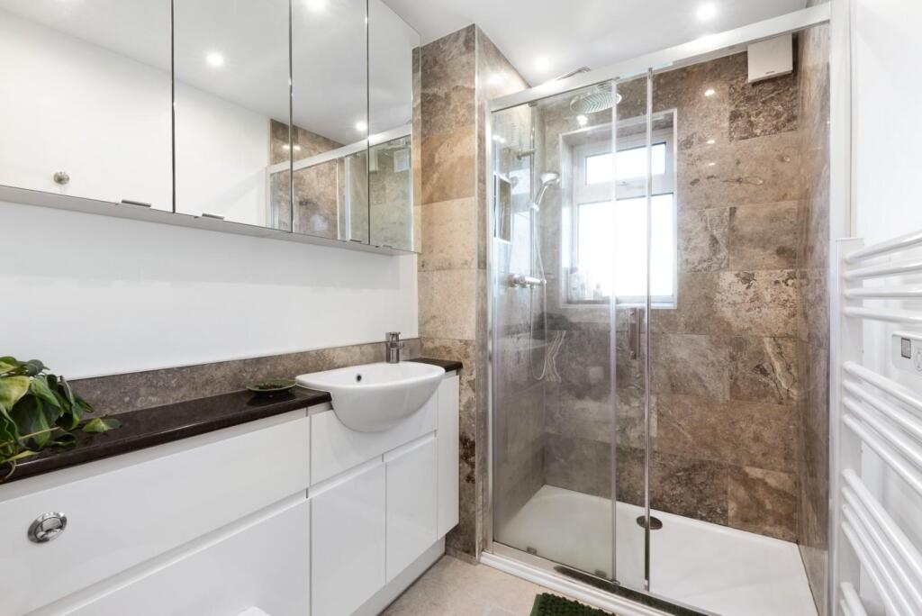 42 Bridge House, Bath. BA1 6BH-9.jpg