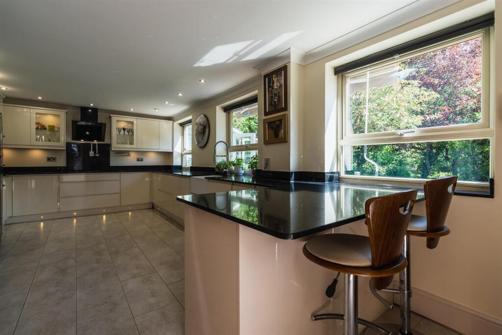 Breakfast Kitchen