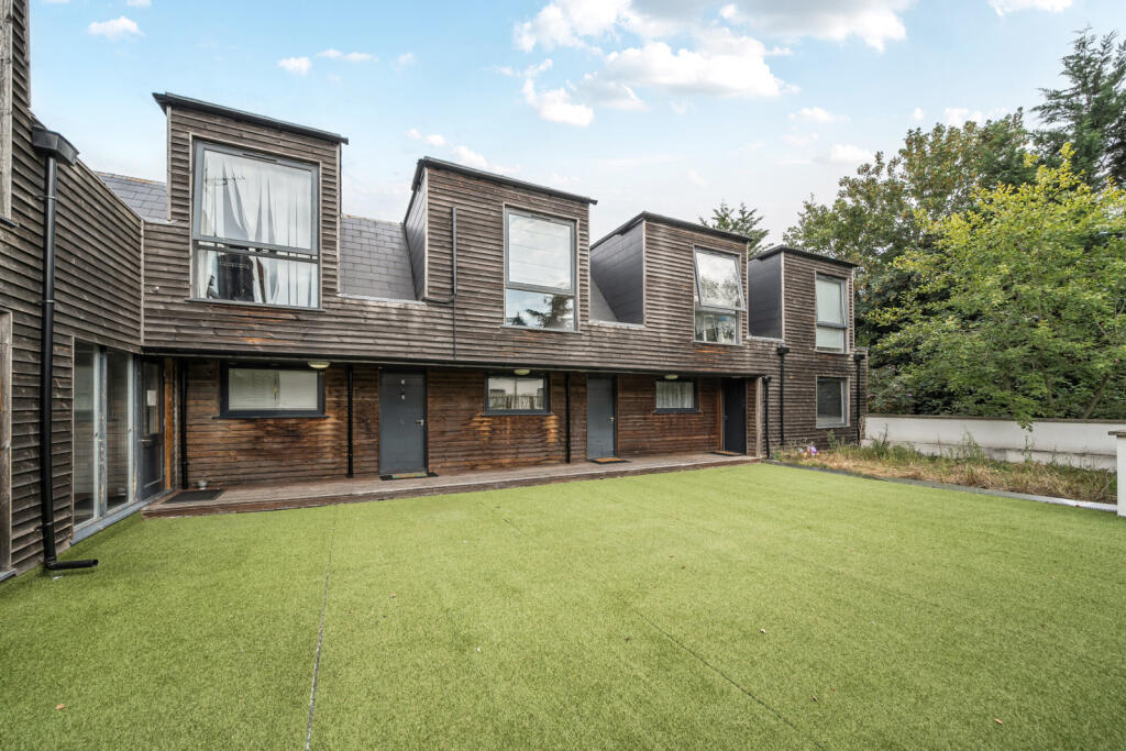 1339620-5-68a86df...