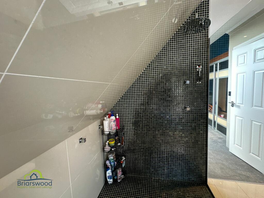 Ensuite Bathroom