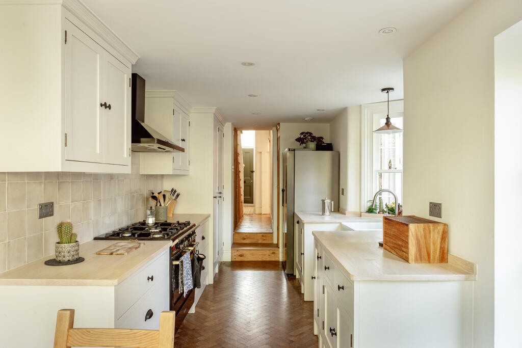 314103 - 25_9_TMH SE15 2SZ12527-Edit.jpg