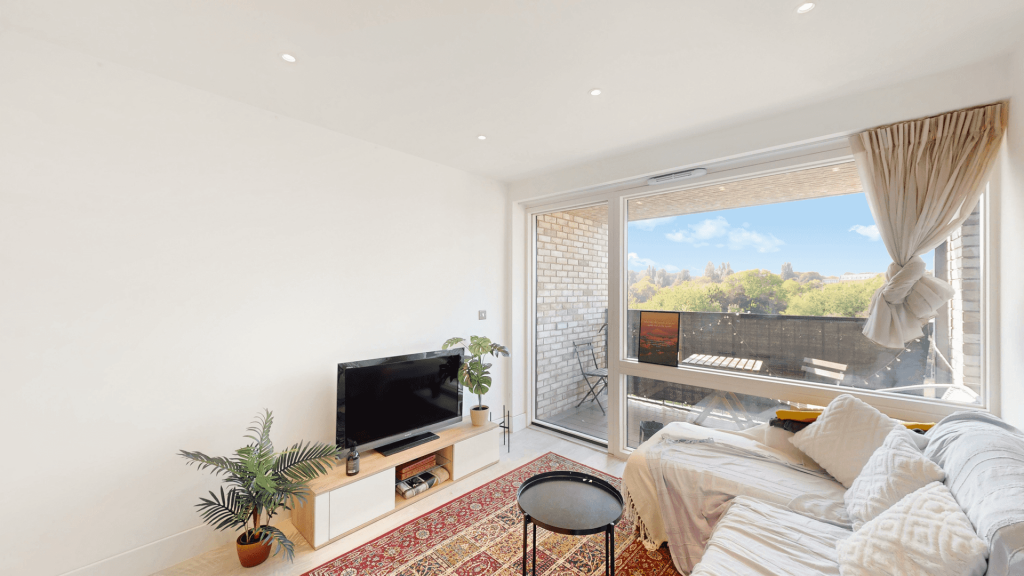 OPEN PLAN RECEPTION/KITCHEN ONE