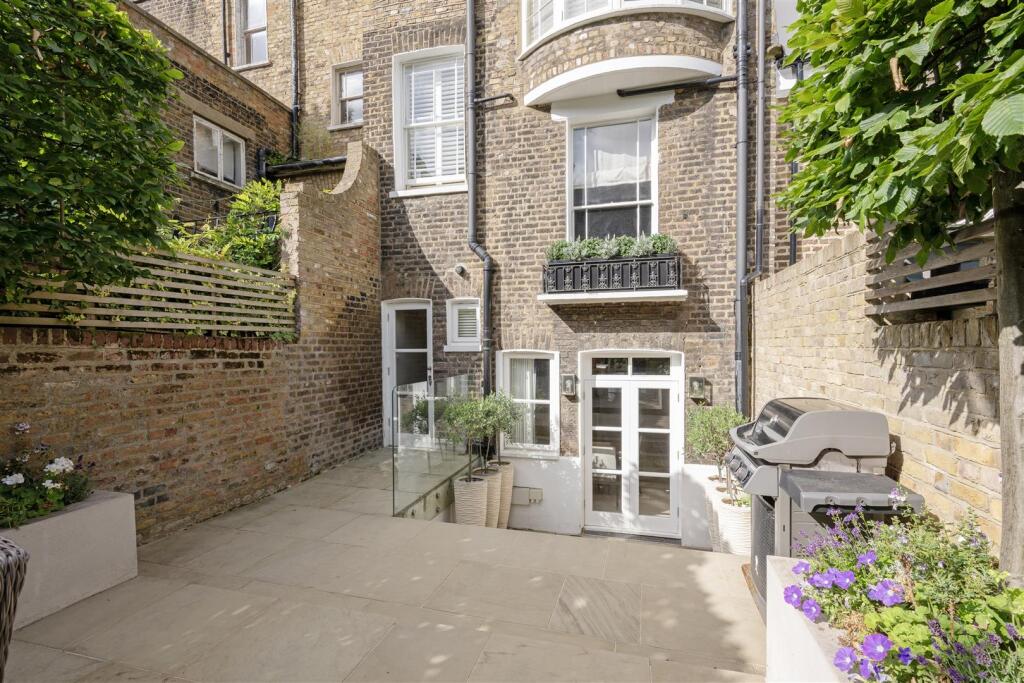 12 Ovington Street Hi-42.jpg