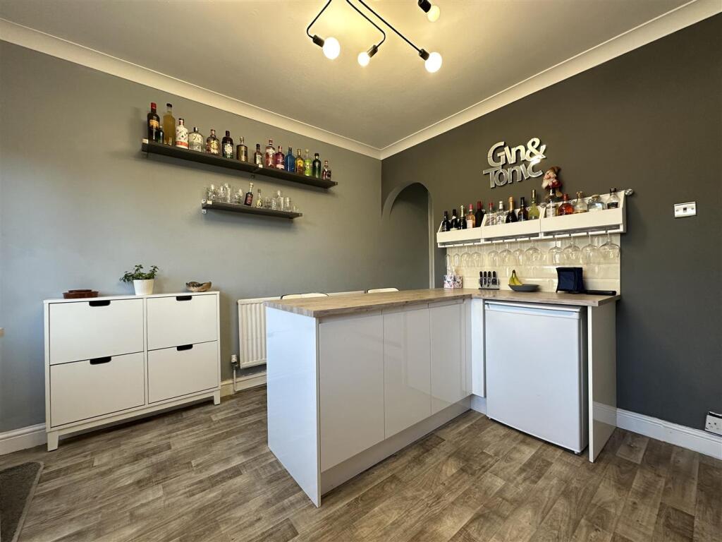 Dining Area 313
