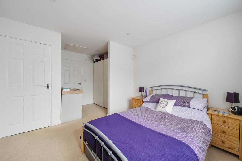 1330520-16-688a3f4a96470