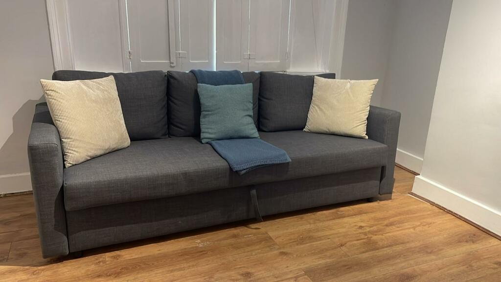 Bedroom/Living room