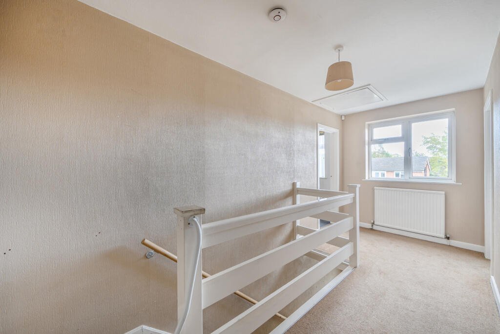 1349870-21-68b9a9...