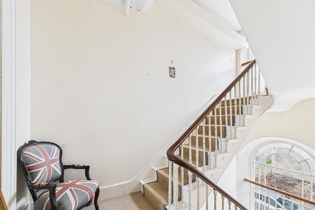 33 Pembroke Road, Clifton, Bristol BS8 3BE | Freeh