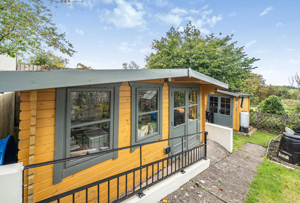 1354156-5-68c4376...