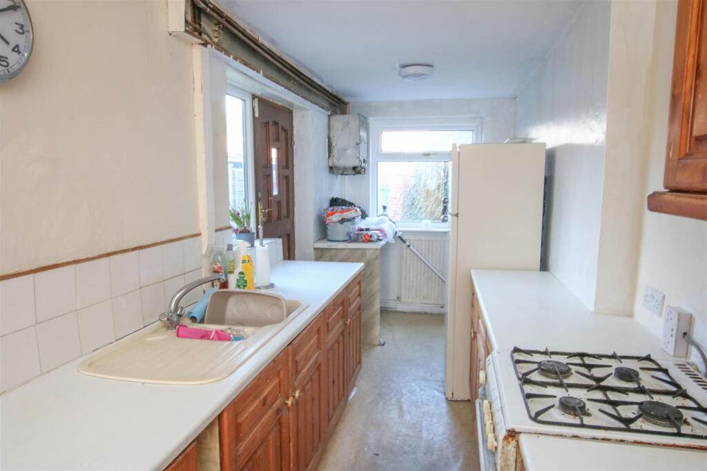 EXTENDED KITCHEN