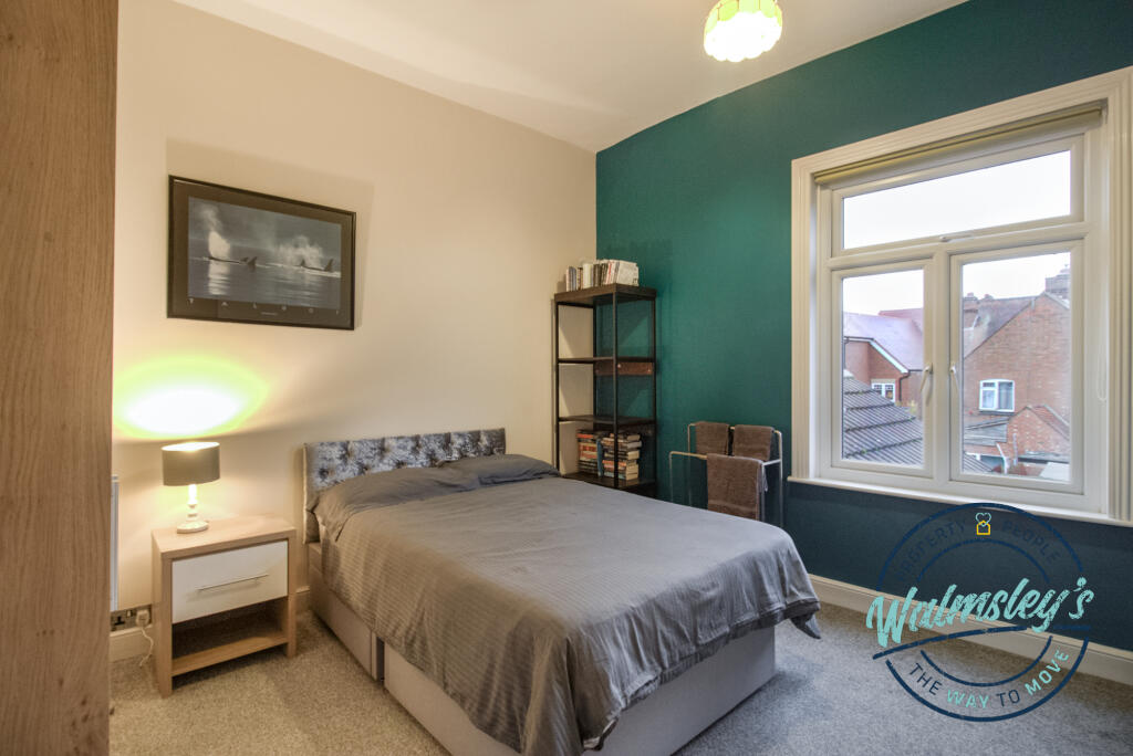 Rear double bedroom