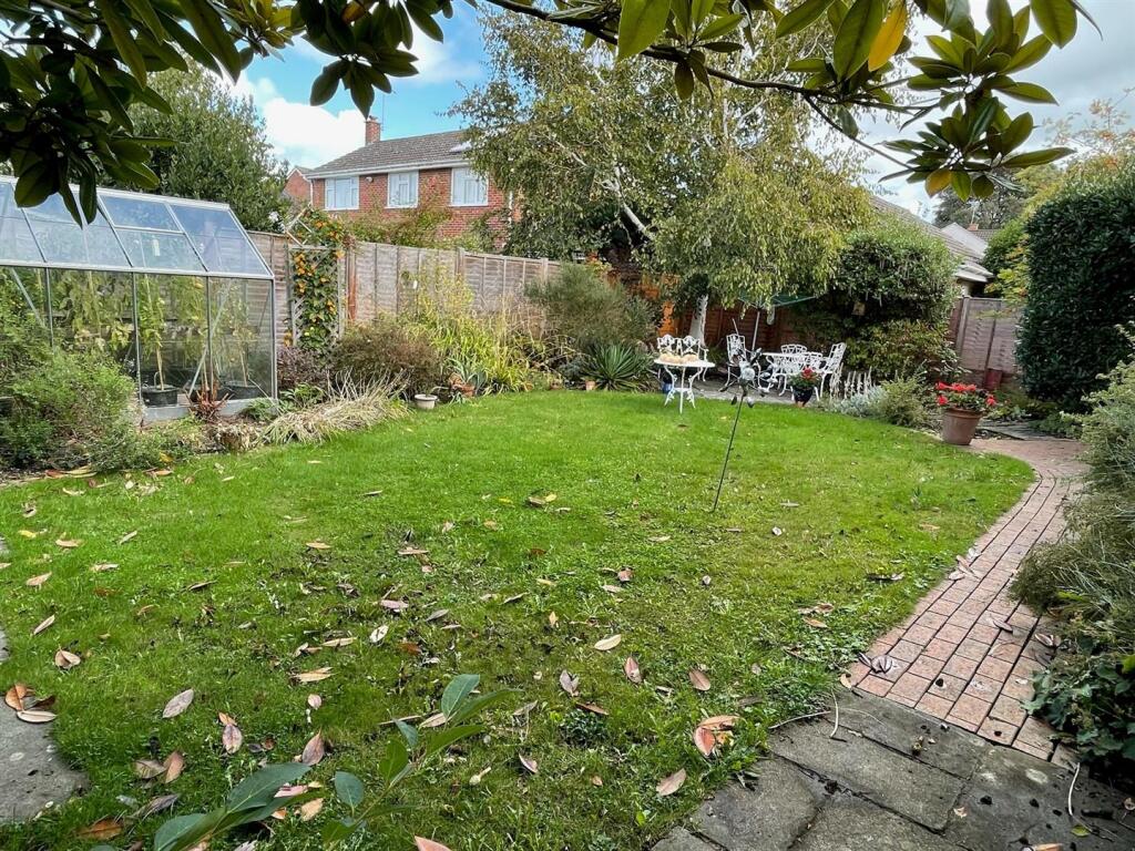 Garden5.jpg