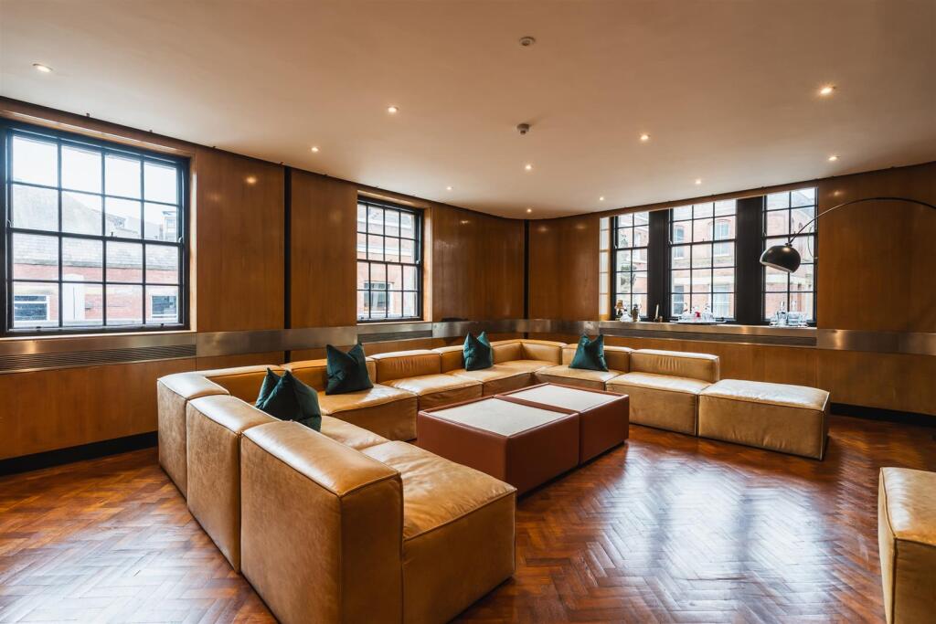 Lounge (Penthouse)