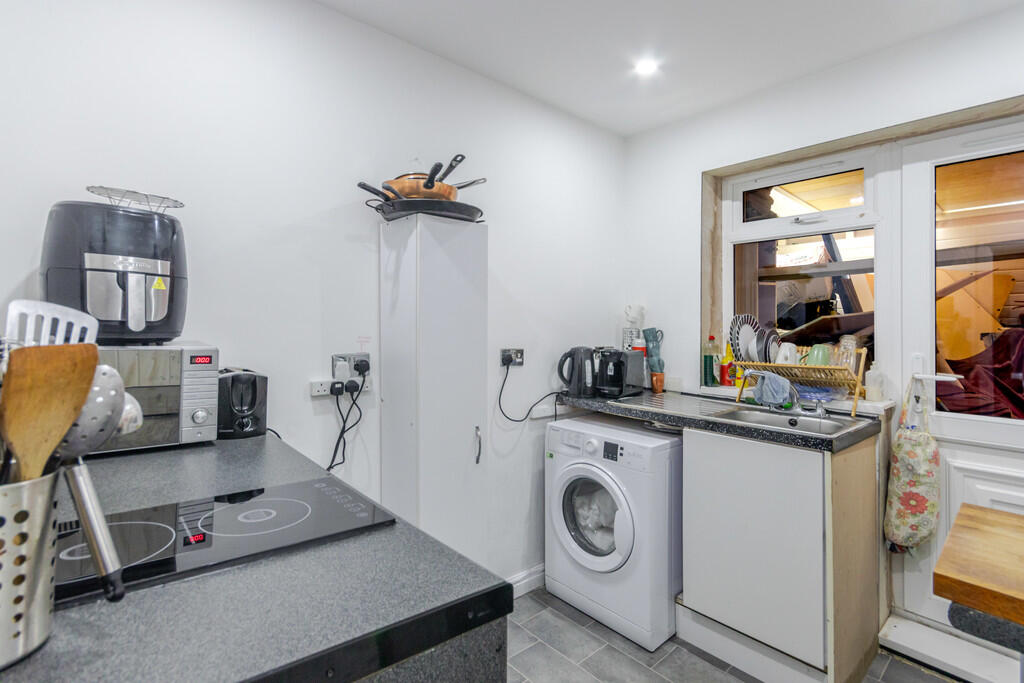 Annexe Kitchen