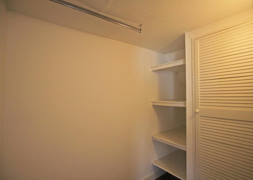 Walk in wardrobe