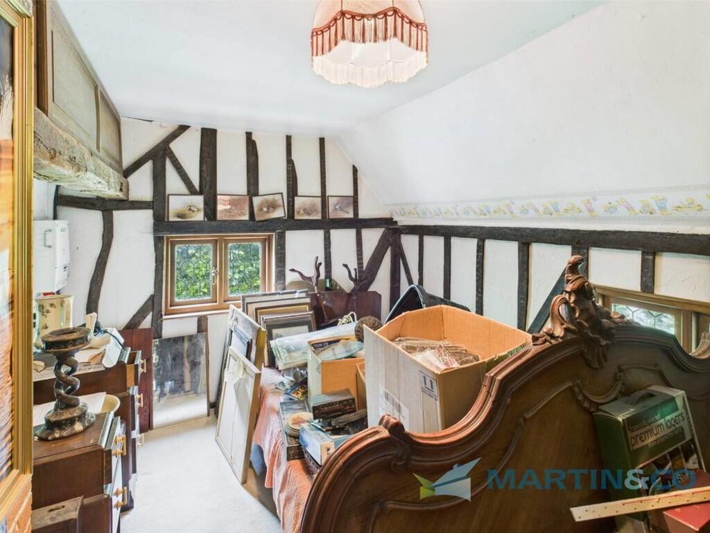 CAM02145G0-PR0061...