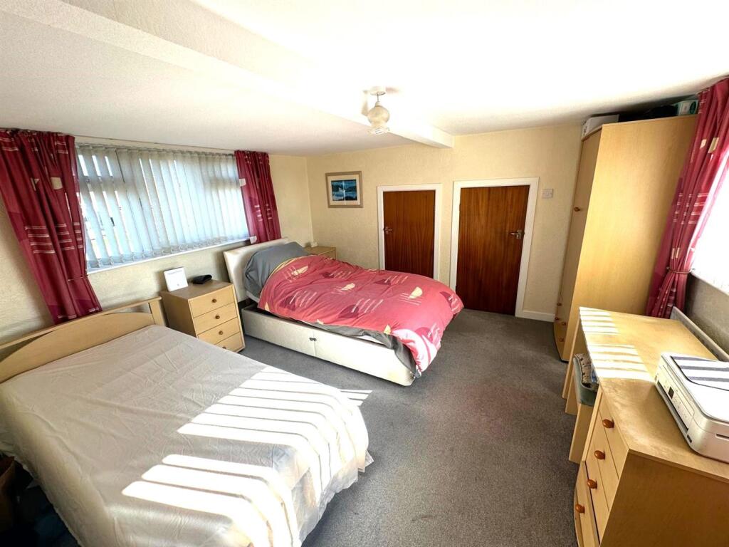 PHOTO-2025-03-06-15-36-24 3.jpg