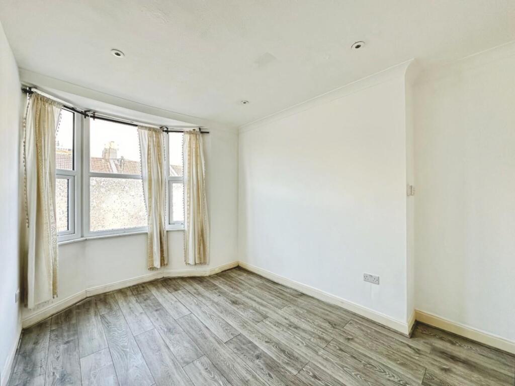 408c4efd-Photo 2015-10-2025 2C 2016 2000 2034.jpg