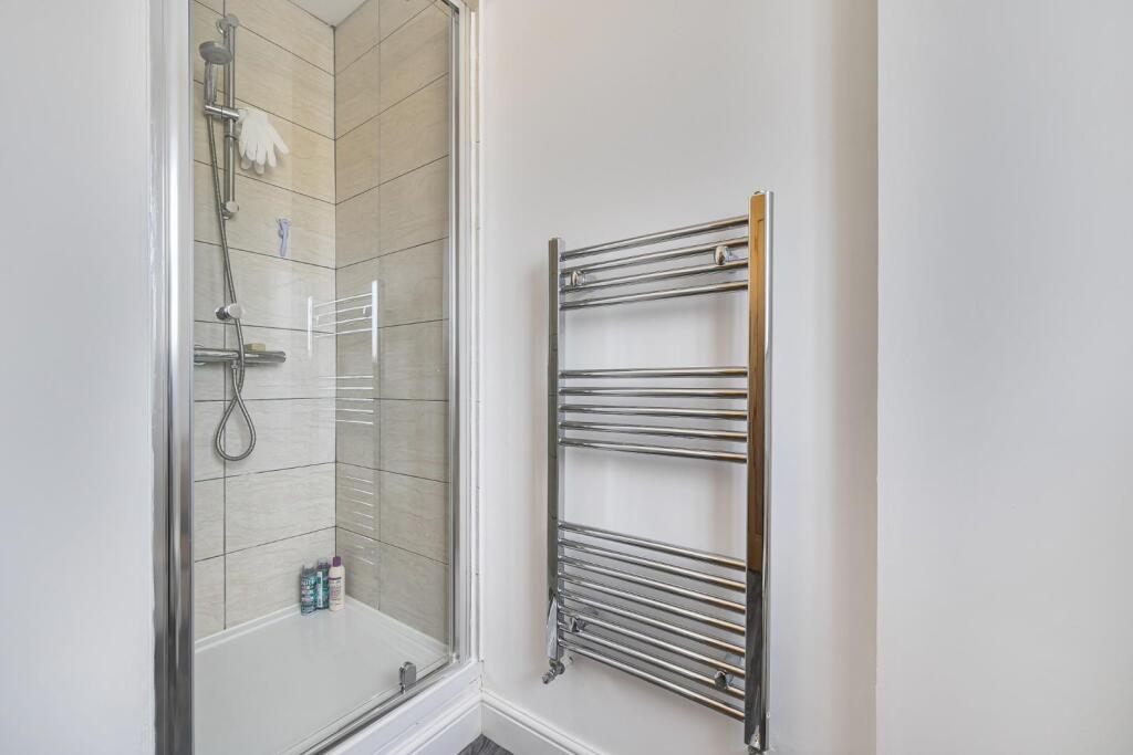 Ensuite.jpg