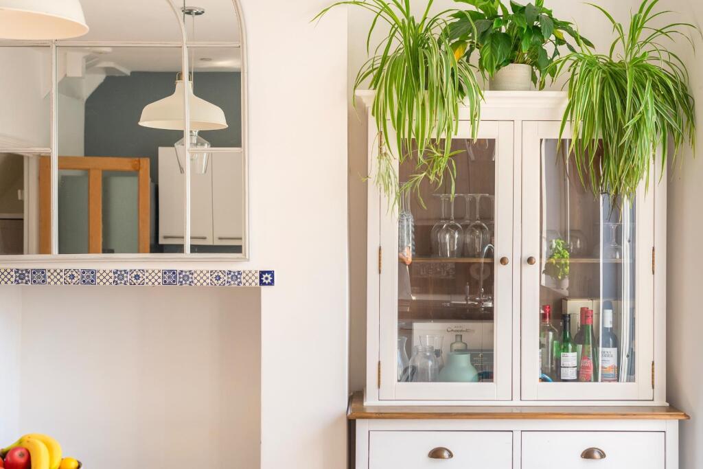 1B1R6BN - Kitchen Diner A.jpg