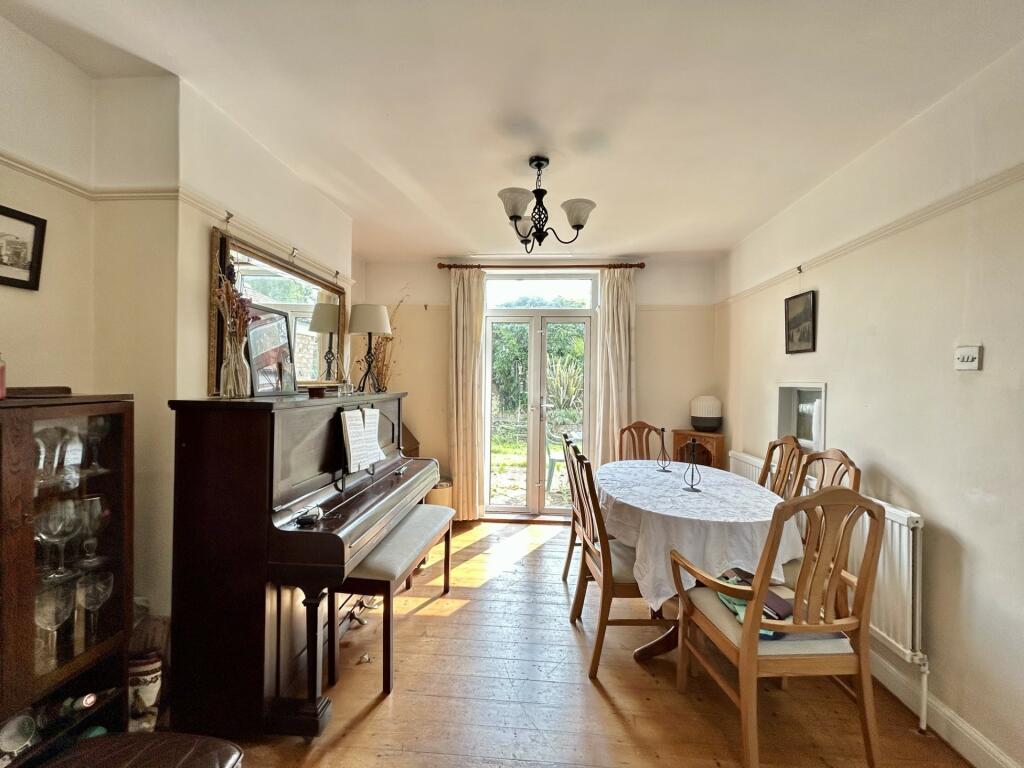 Dining room main