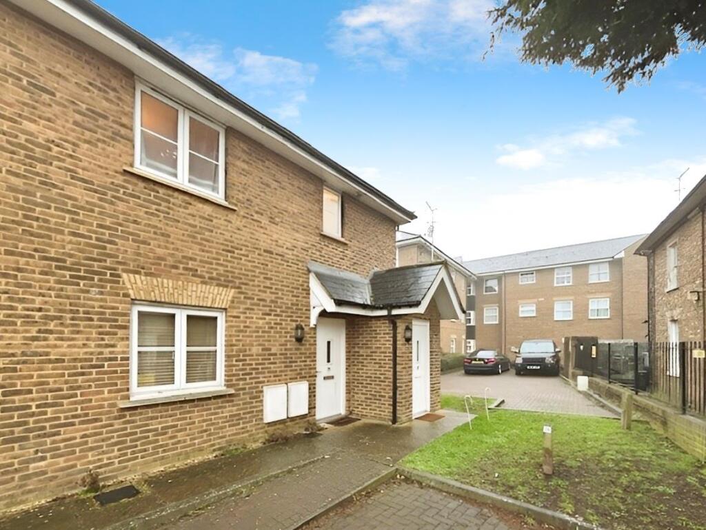 38f403e1-External 201.jpg