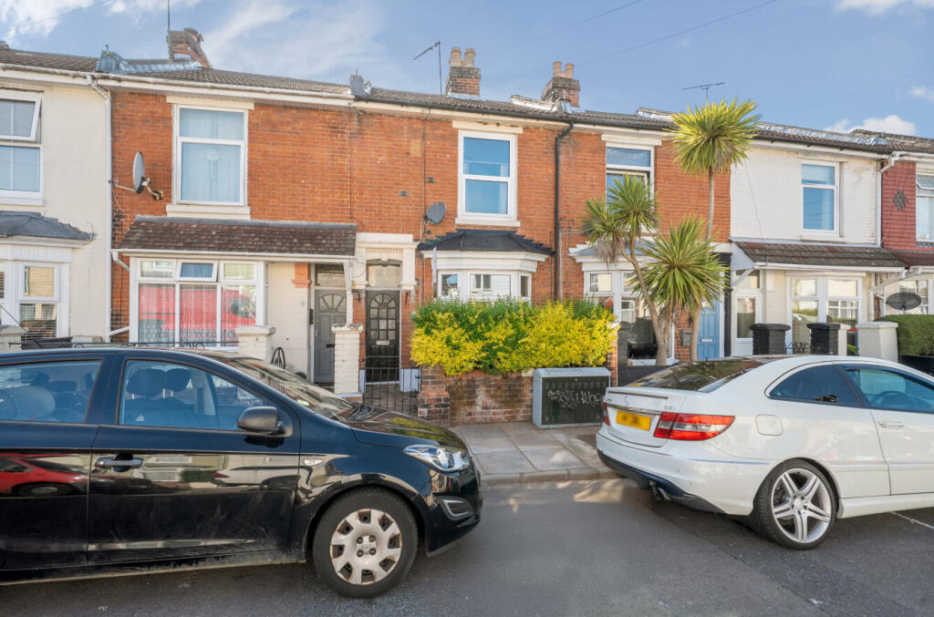 1331671-23-6883c5...