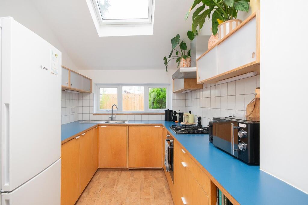 1R8HEE - Kitchen Diner E.jpg