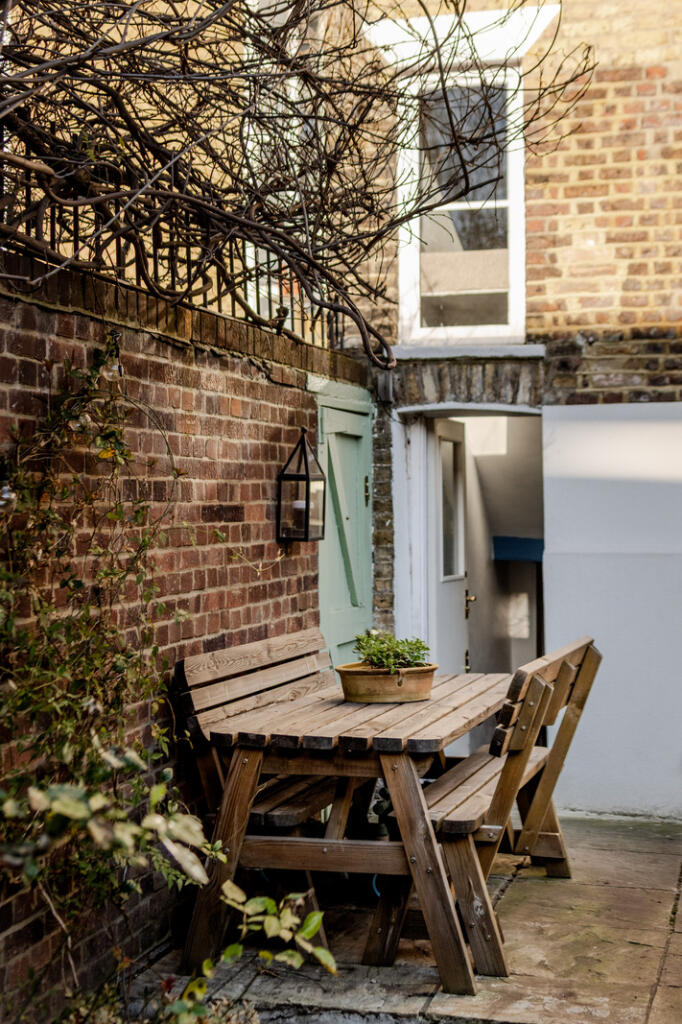 267764 - INIGO_GLOBE ROAD-157.jpg