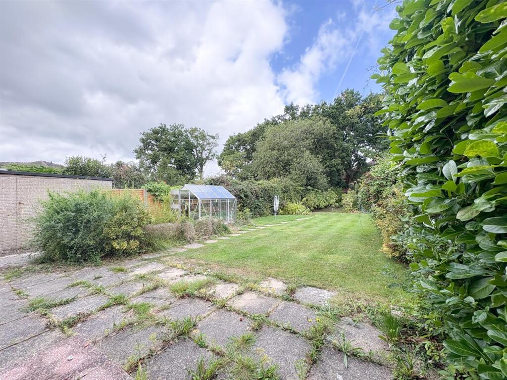 Garden-1.jpg