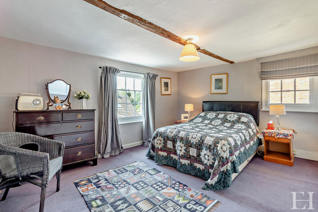 8658493-interiorW...