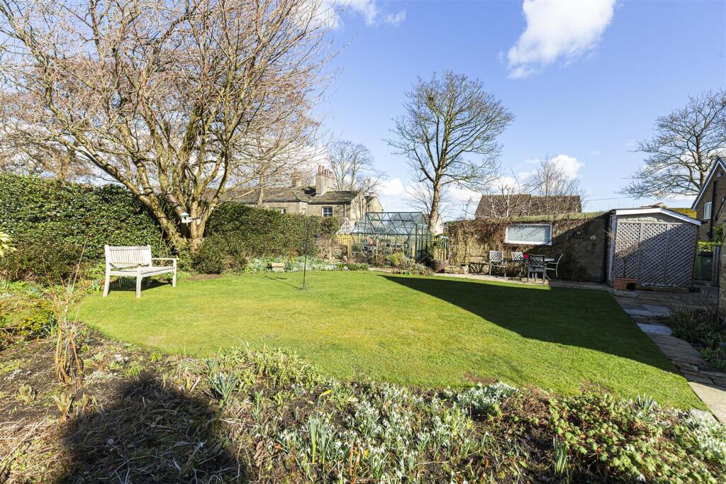 Bramleys Estate Agents - Moor Lane - Netherton (62