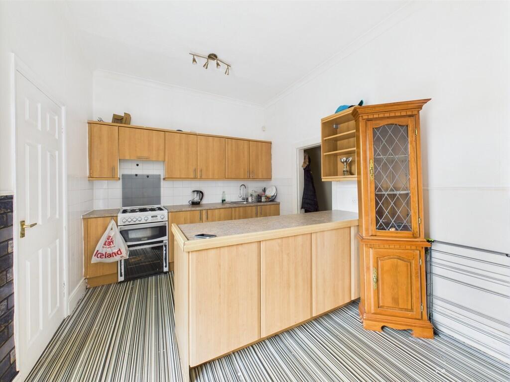 CAM01835G0-PR0203...