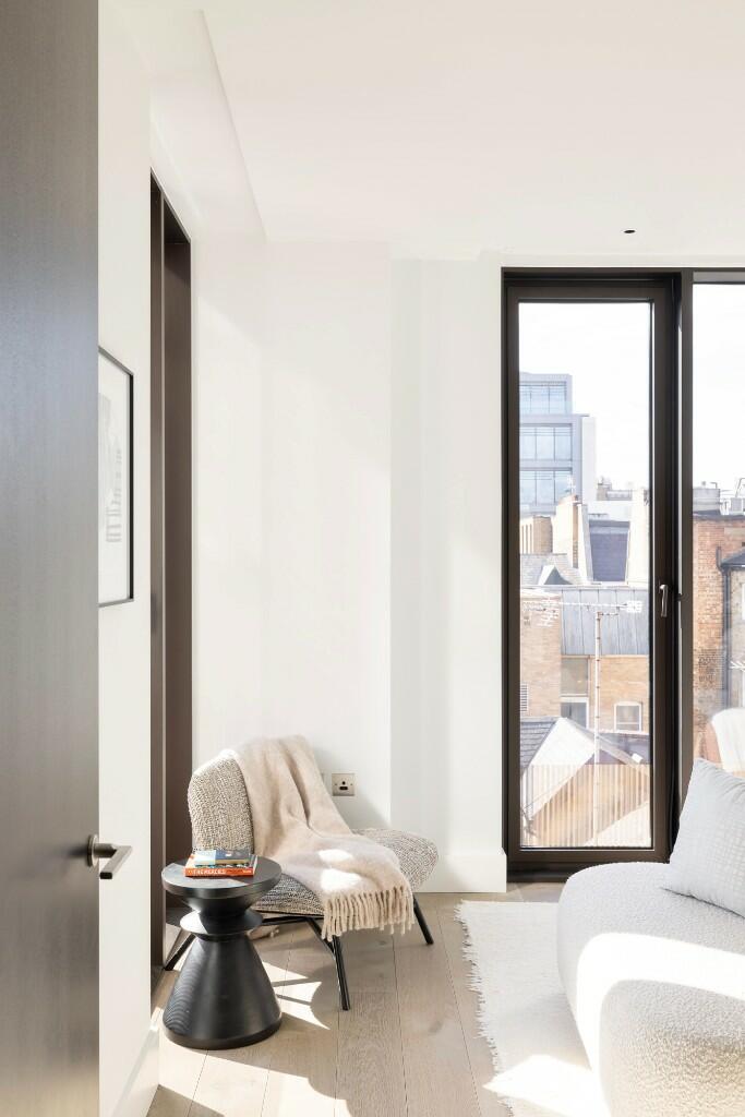 Principal bedroom