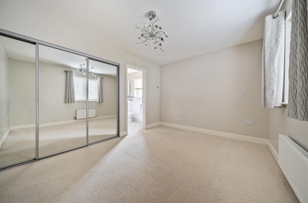 1358837-12-68dd4e...