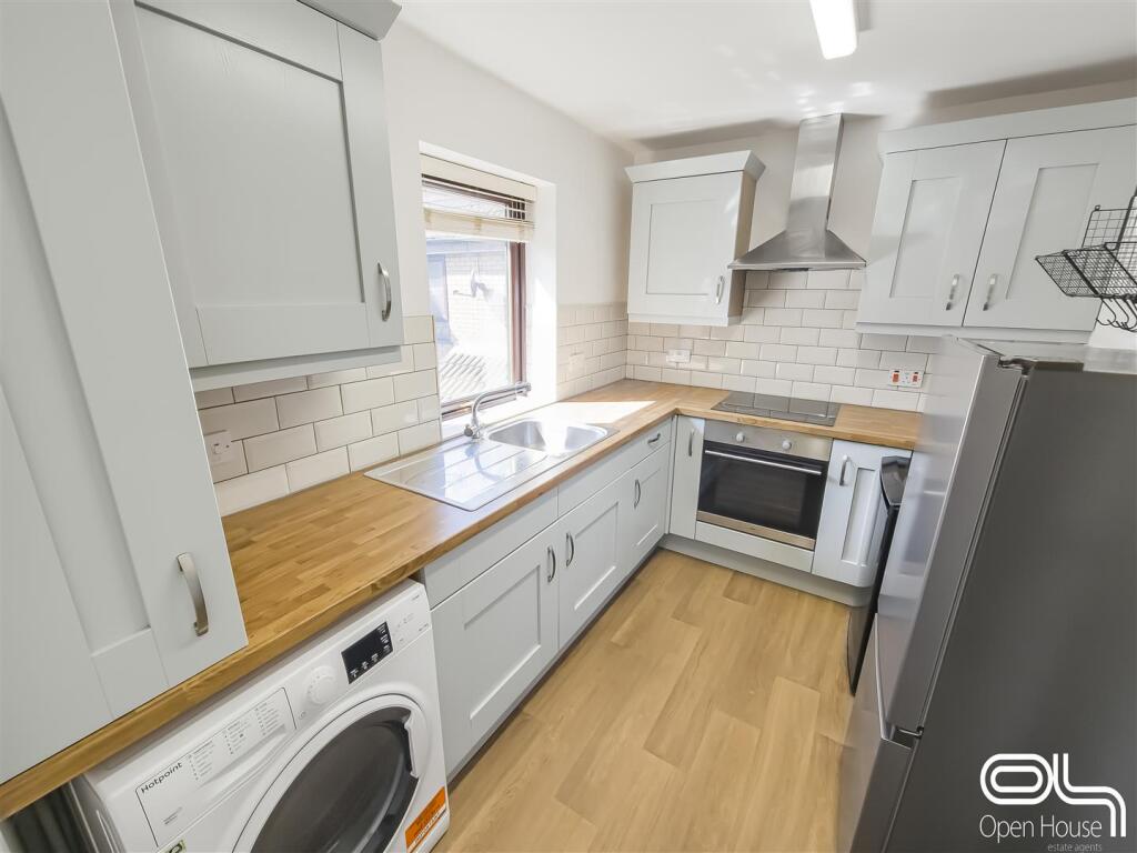 Willow Court, Swadlincote (5).jpg