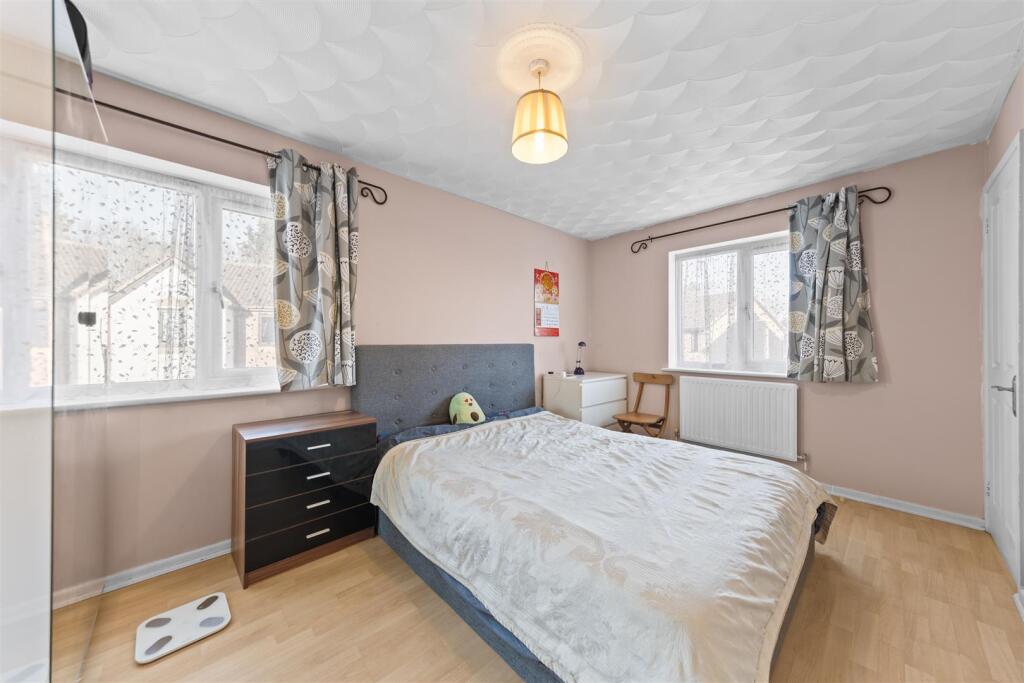 49BrafordGardensWeb18.jpg