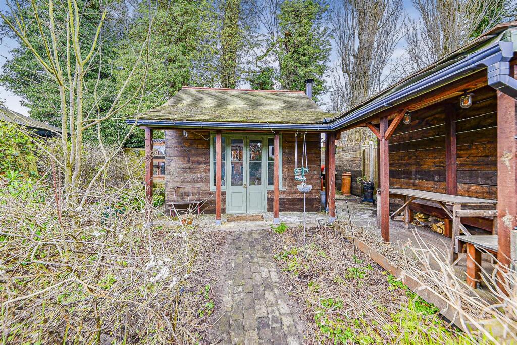 Garden/Summer House