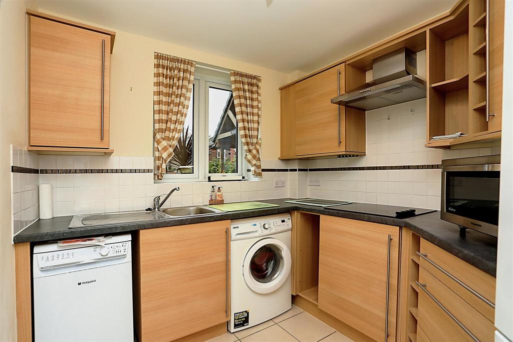 Kitchen .jpg