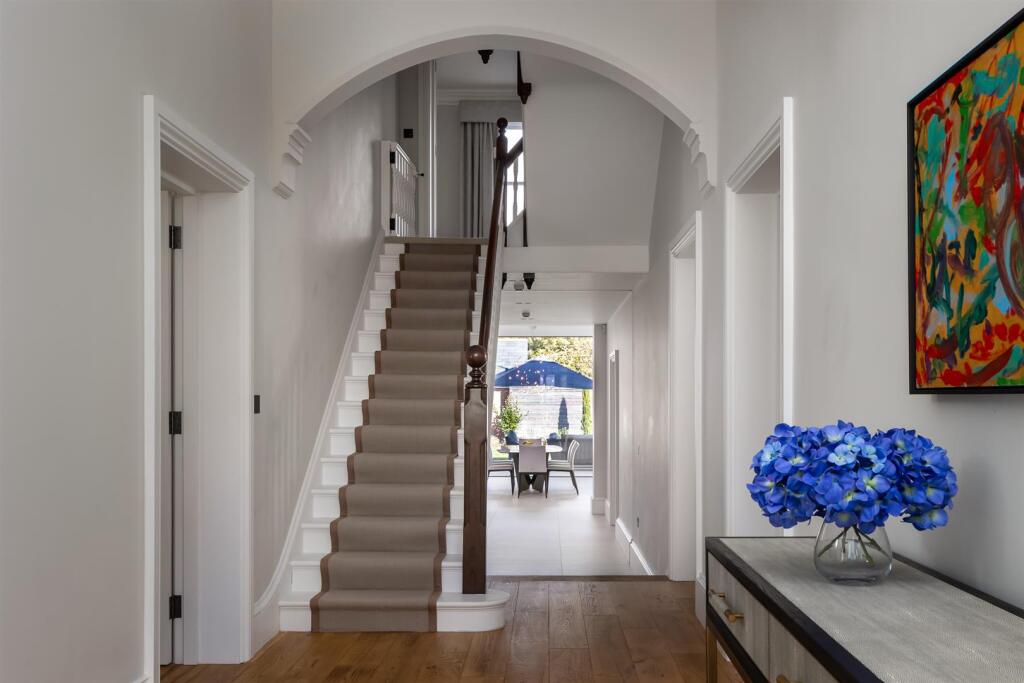 14 - Broadleas - GL50 2PU - Web.jpg