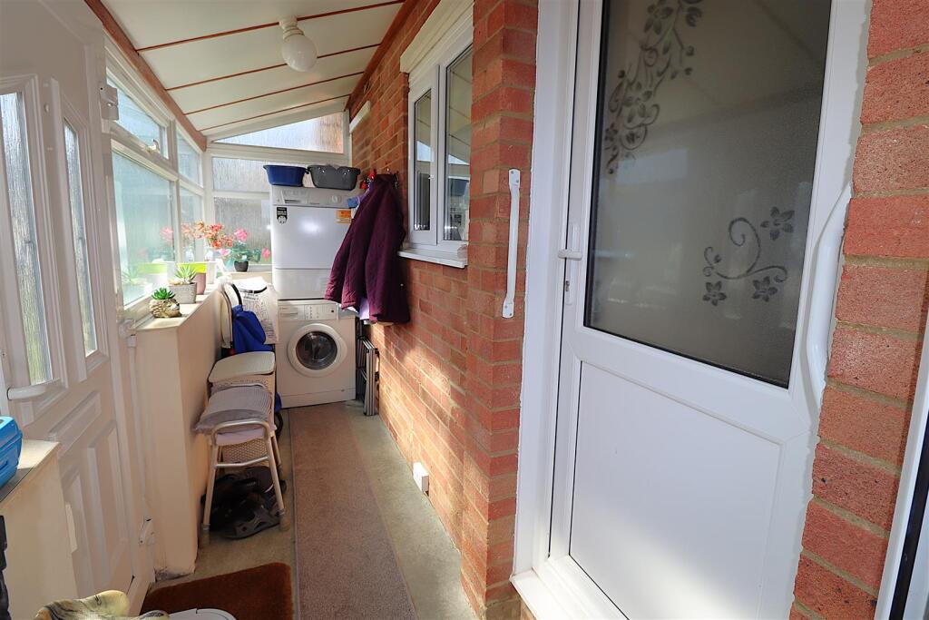 Porch/Utility