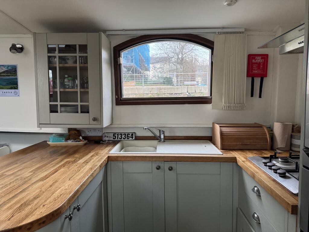 Kitchen 1