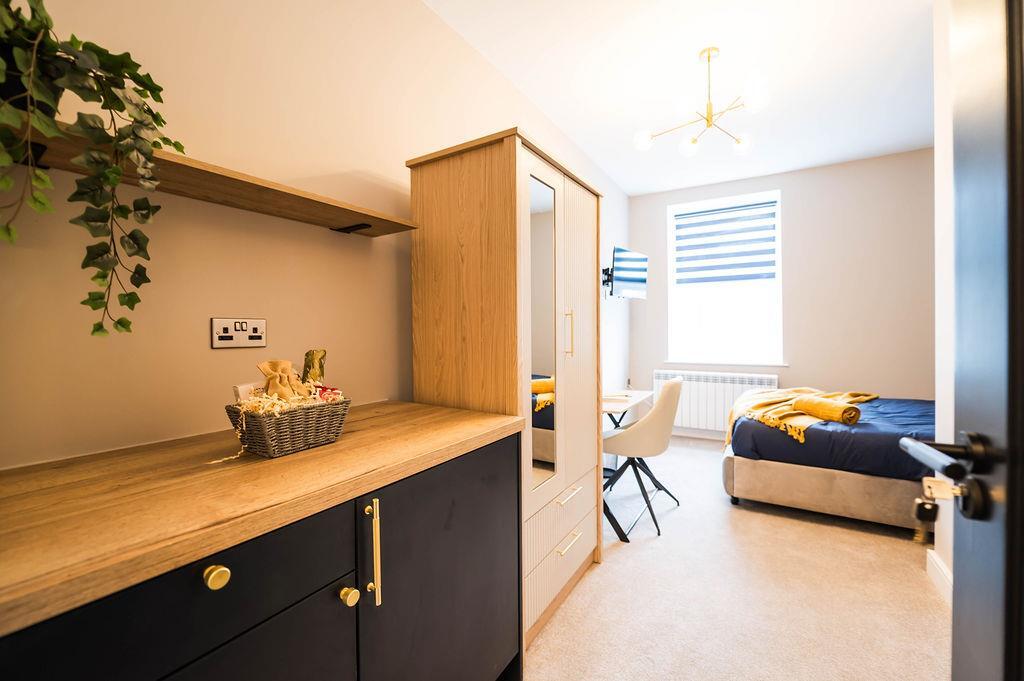 TheBay_room11-10.jpg