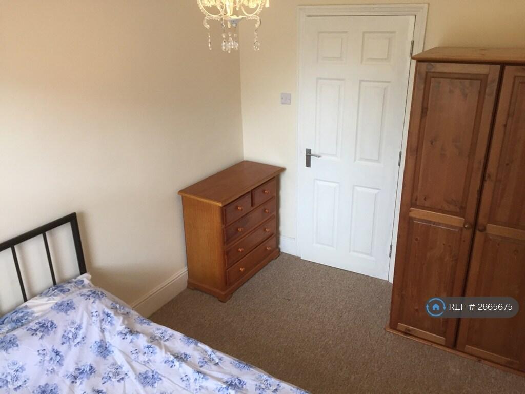 Bedroom 5 Upstairs Small