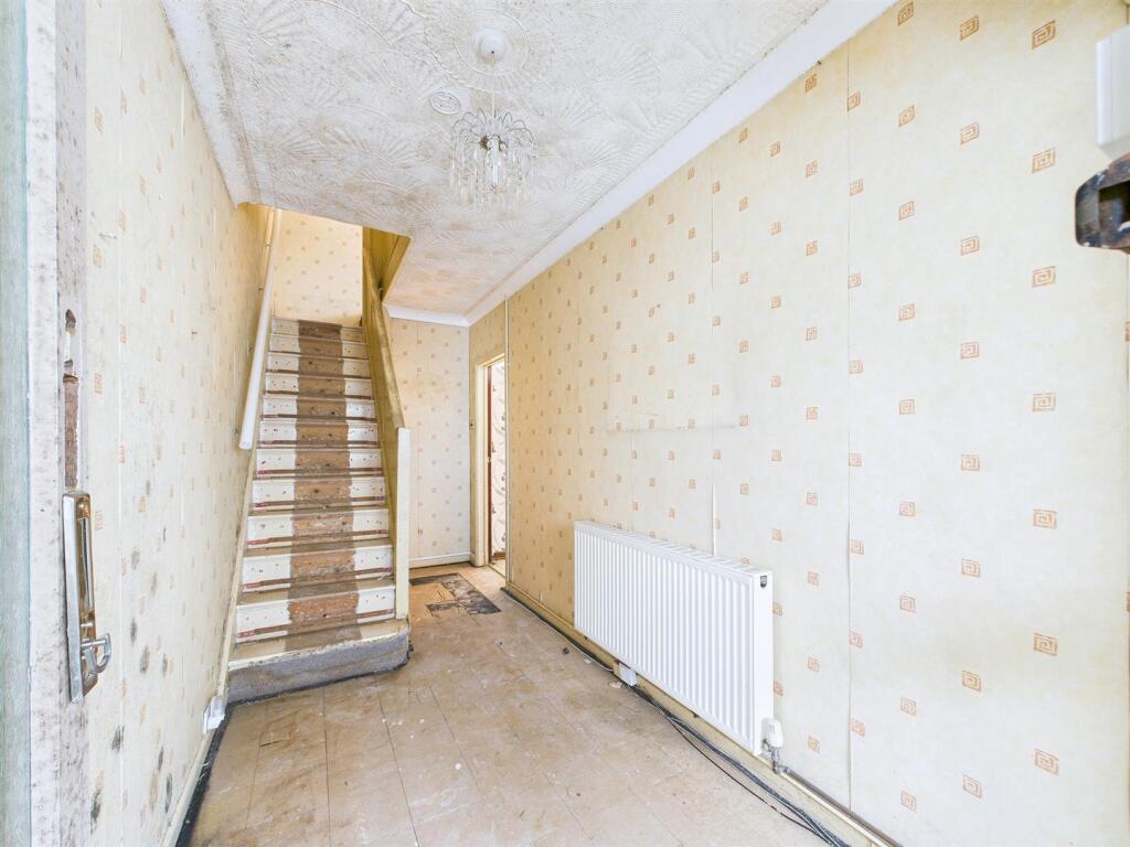 14 - 3-Bed Semi in Yate.jpg