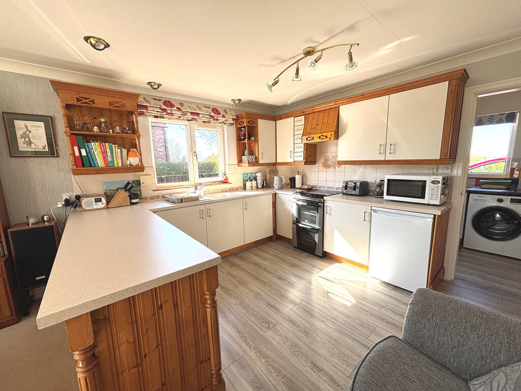 Kitchen/Dayroom